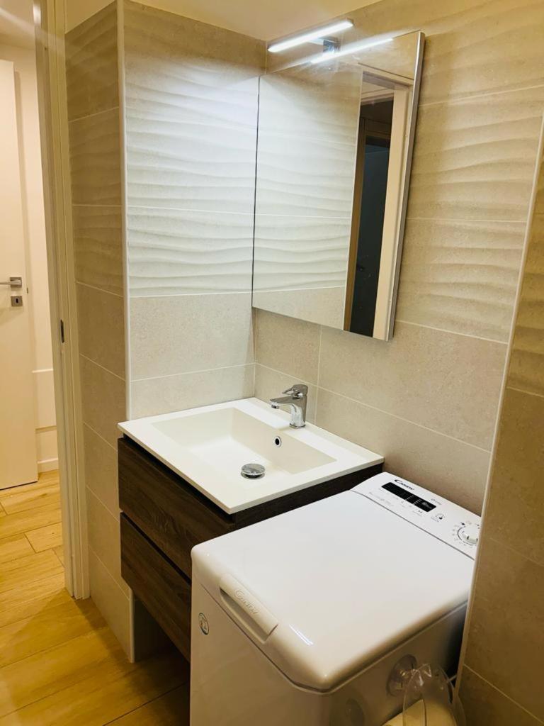Easy Room Italy Rogoredo Milano Eksteriør bilde
